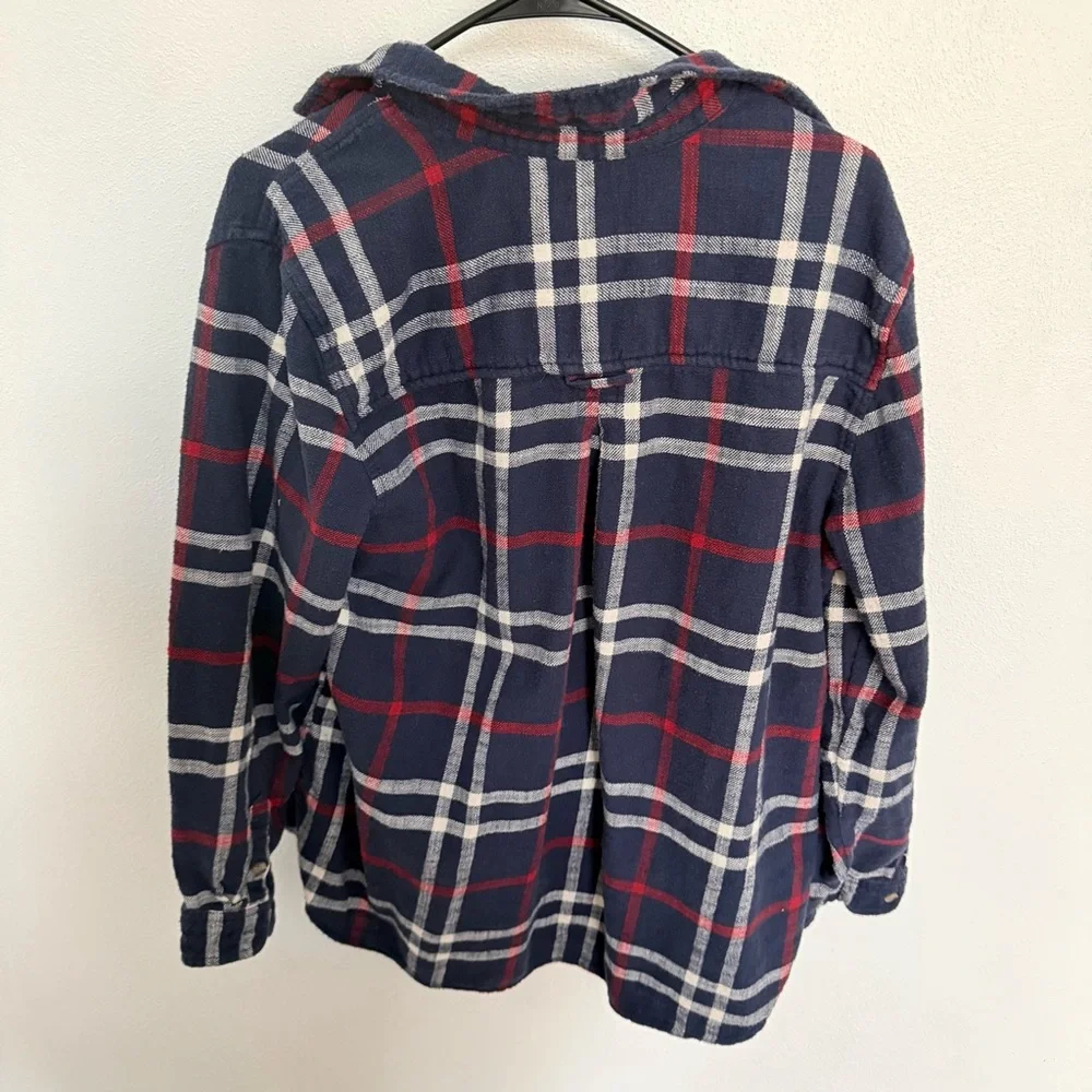 American Eagle Boyfriend Fit Navy Plaid Button Down Shirt